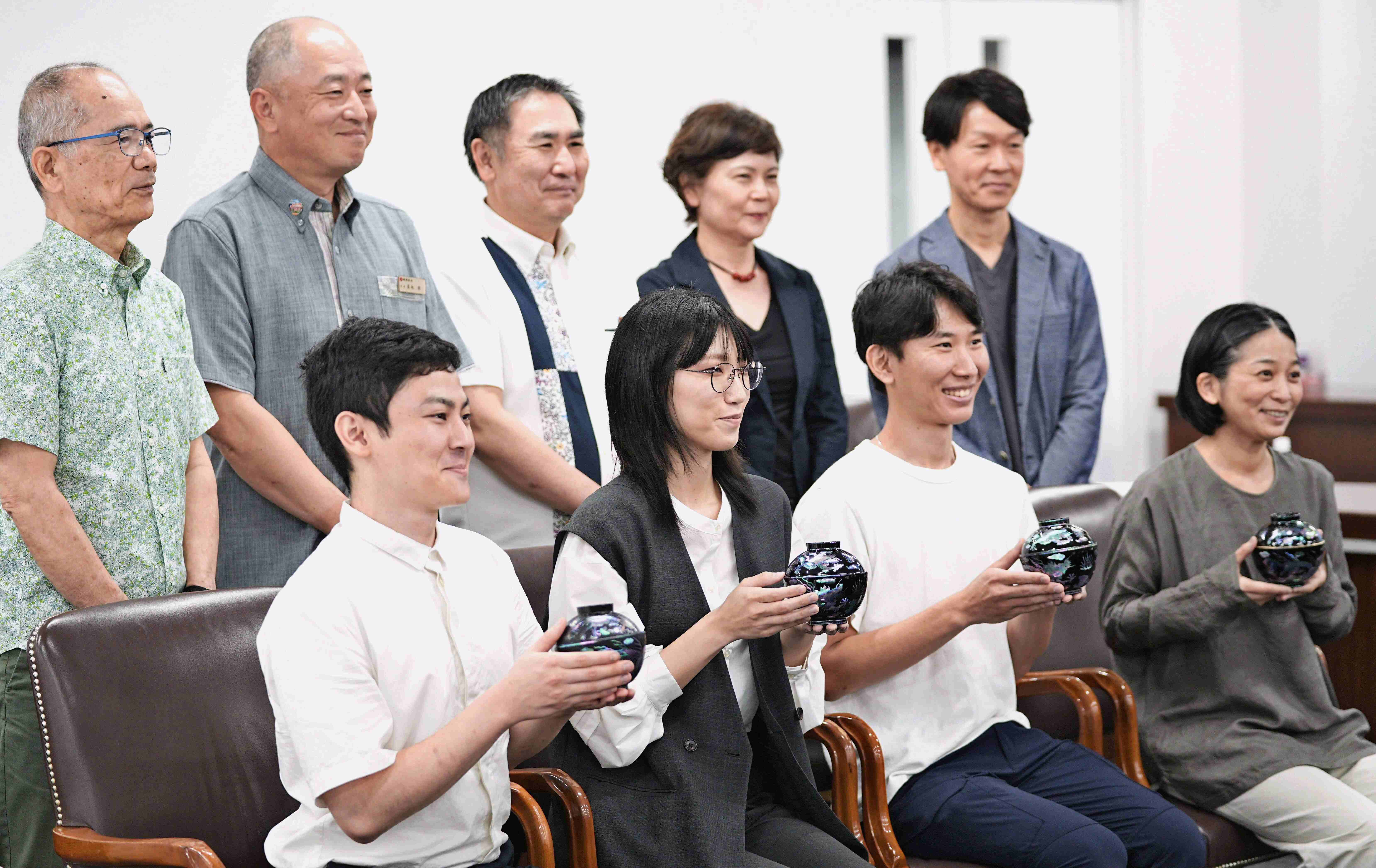 ラスト❣️ 琉球漆器　堆錦　鳳凰　額入り　¥30,000→ 和柄 生地 金襴生地 京都 西陣織 鳳凰 (全2色) 10cm単位