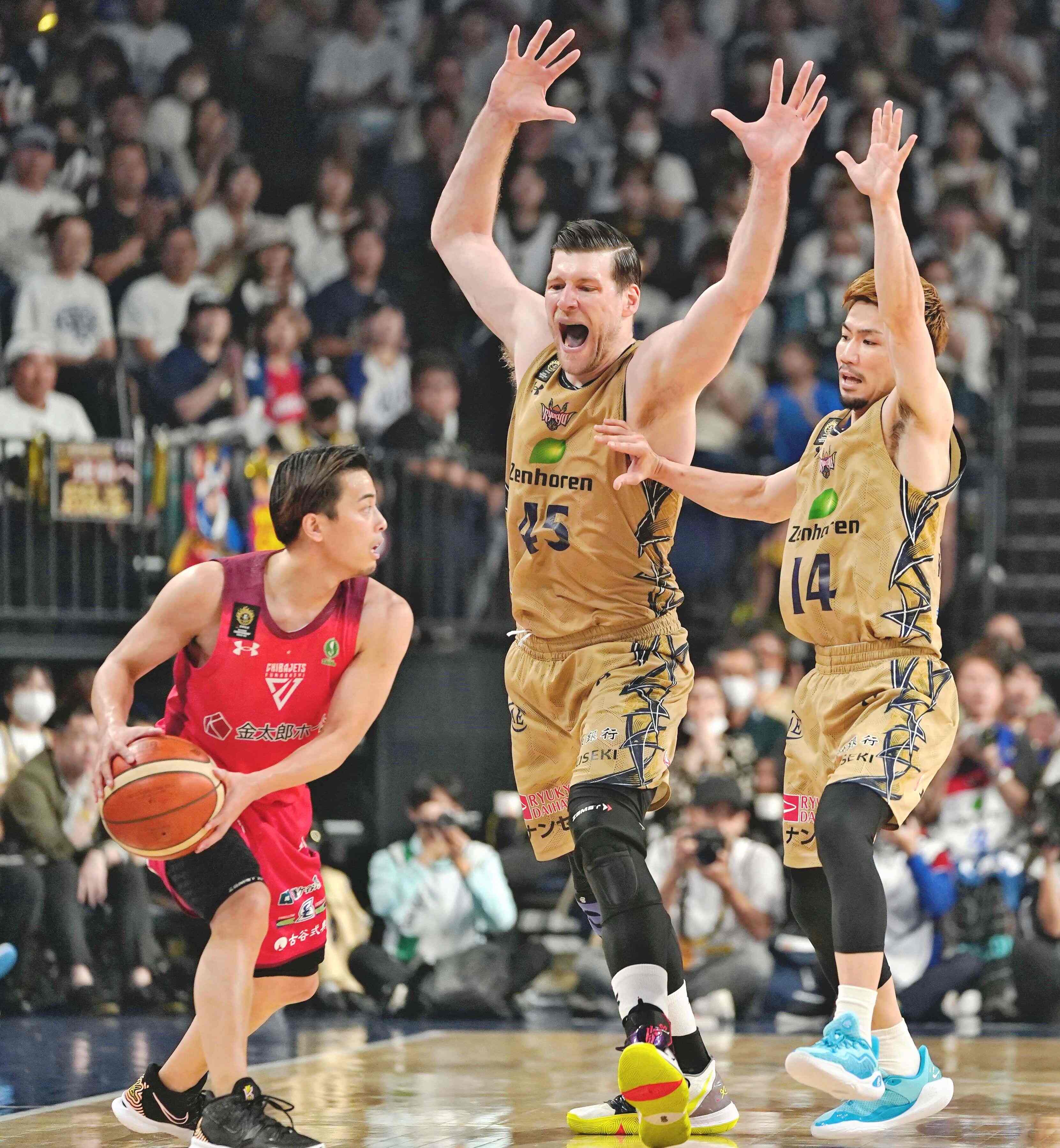 Bリーグオールスター タペストリー ジャック・クーリー & 岸本隆一 未開封 Bリーグ 琉球ゴールデンキングス 岸本隆一 ジャック